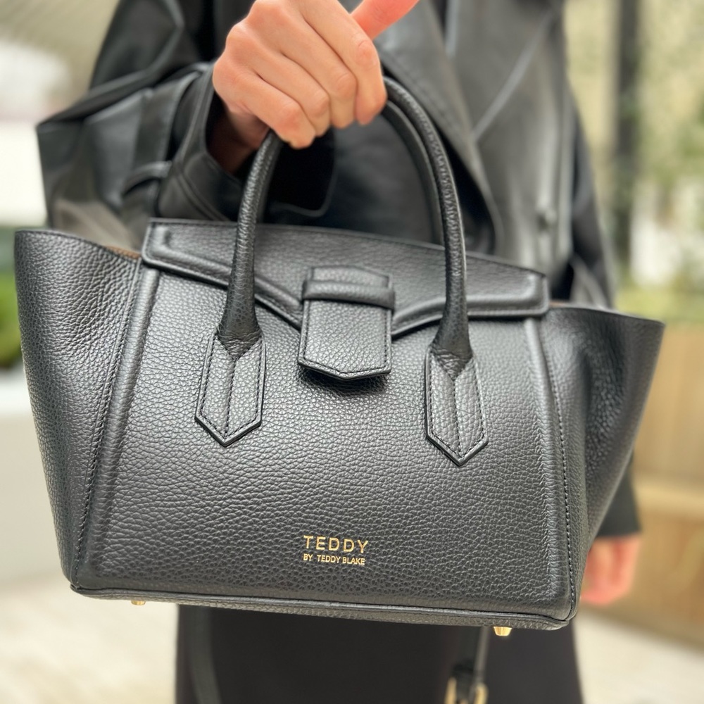 Teddy Blake Stylish Purse - Brand New